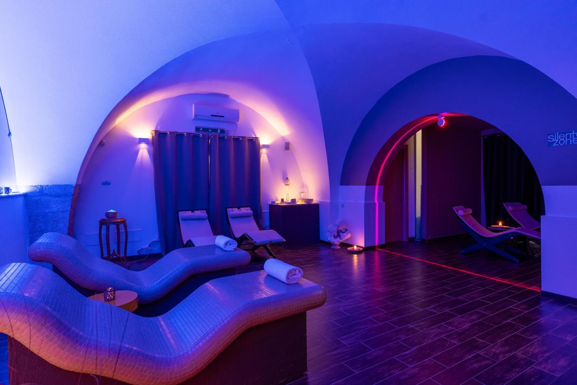 Bed and Breakfast Zyra Garden Club Акуавива-делле-Фонти Экстерьер фото