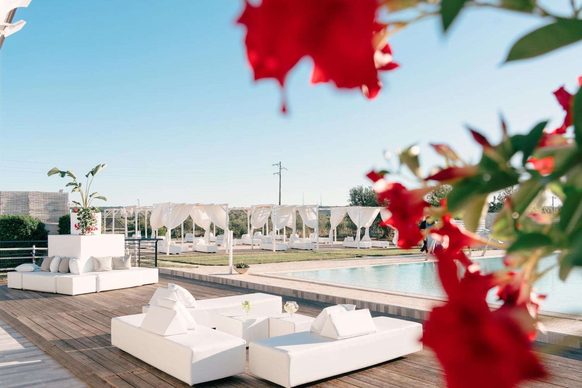 Bed and Breakfast Zyra Garden Club Акуавива-делле-Фонти Экстерьер фото